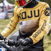 Ropa y accesorios de ropa y moda para moteros y moteras en todo Colombia, compra online recibe en casa - Koju Motos