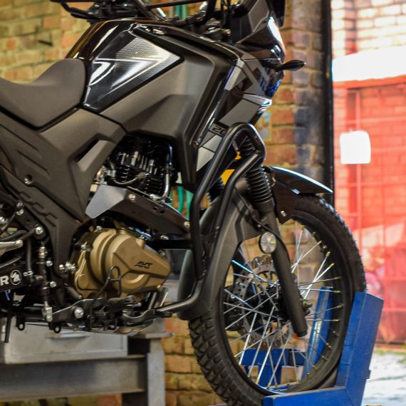 Defensa AKT TT 200