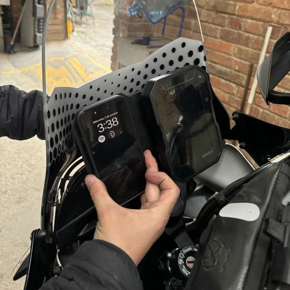Soporte para navegación DUCATI Desert X