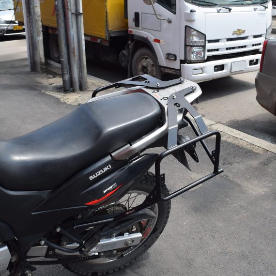 Soporte de maletas laterales SUZUKI DR 150