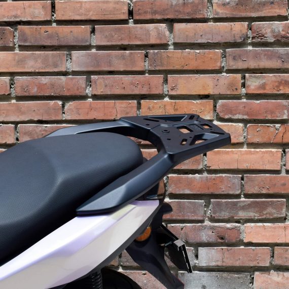 Soporte de maleta central Yamaha NMAX Connected - Imagen 9